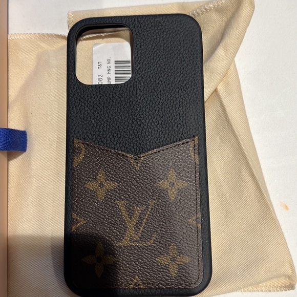Louis Vuitton phone case for the 12 pro max. Brand new never been used. - Picture 2 of 5